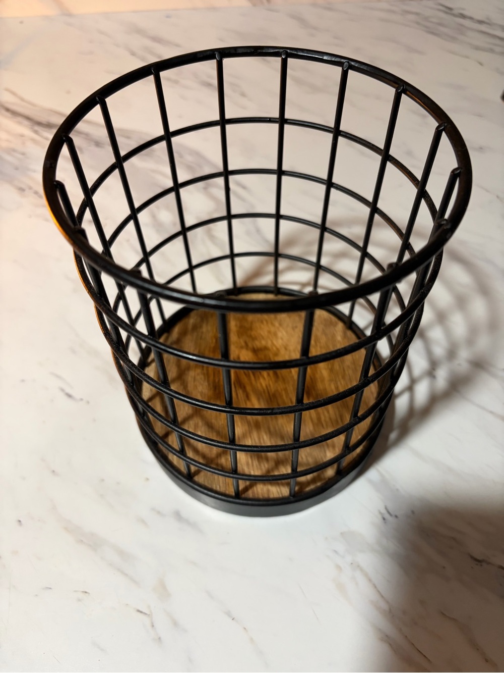 Wire Utensils Holder